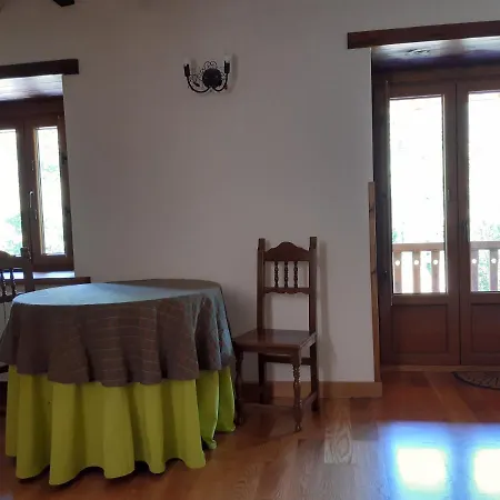 Casa Santa Leocadia Tatil Evi