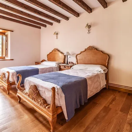 Hébergement de vacances Casa Santa Leocadia Tama