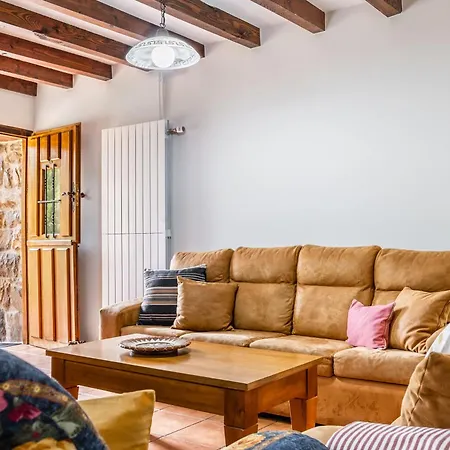Casa Santa Leocadia * Tama