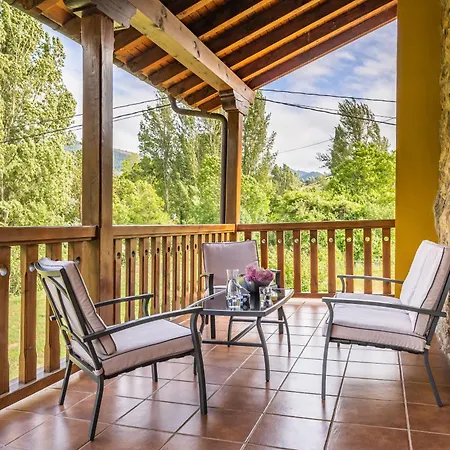 Casa Santa Leocadia Hébergement de vacances *