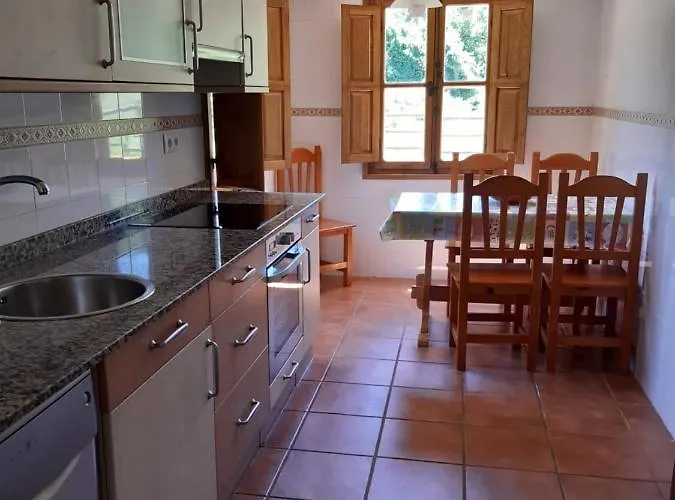 Dom wakacyjny Casa Santa Leocadia Tama